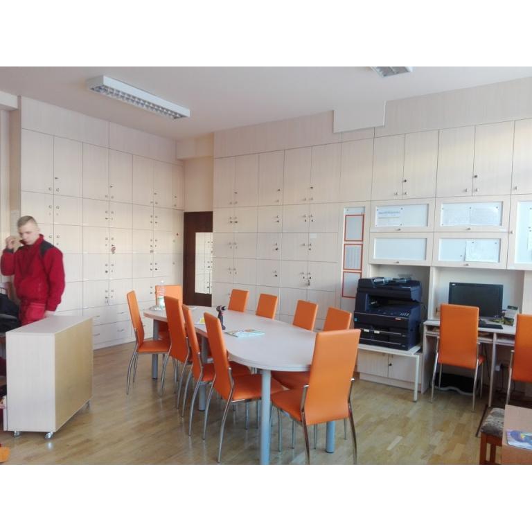 pokoj-nauczycielski-realizacje-10